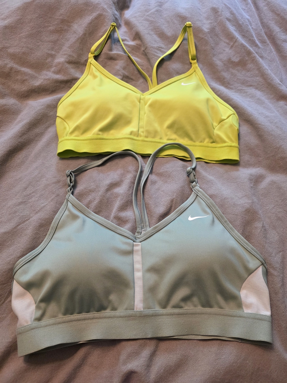 Nike Light Support Sports Bras in Neon and Sage M
